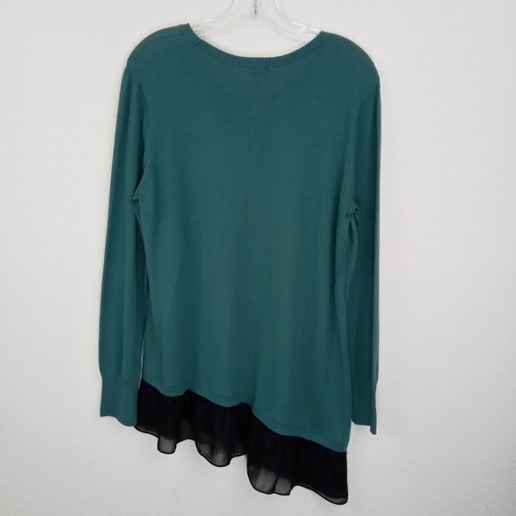 LOGO Sz Medium Green Crew Neck Asymmetrical Lace Hem Sweater - Picture 8 of 10